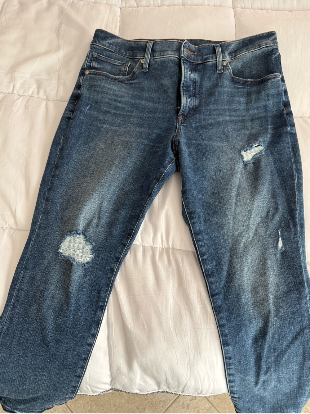 Skinny Mid-Rise Hyper Stretch Jeans in Dark Blue